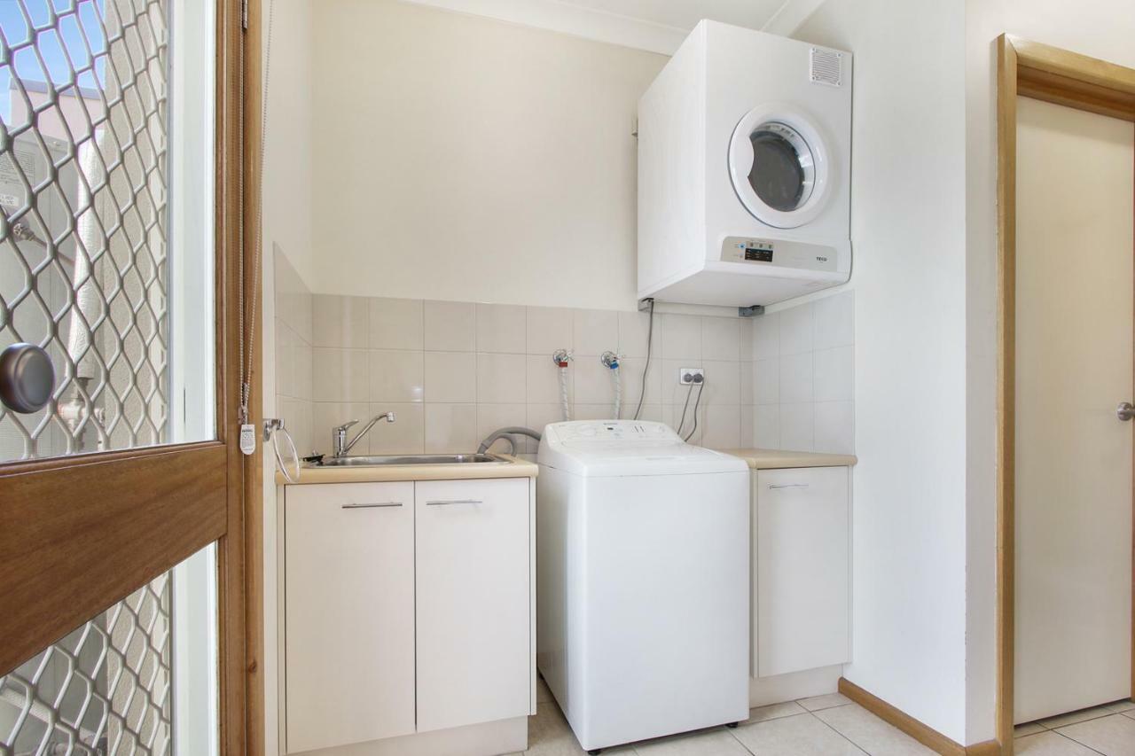 Apartments On Church - Unit 7 Lakes Entrance Εξωτερικό φωτογραφία